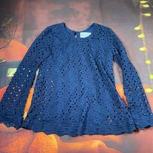 Gorgeous girl’s top